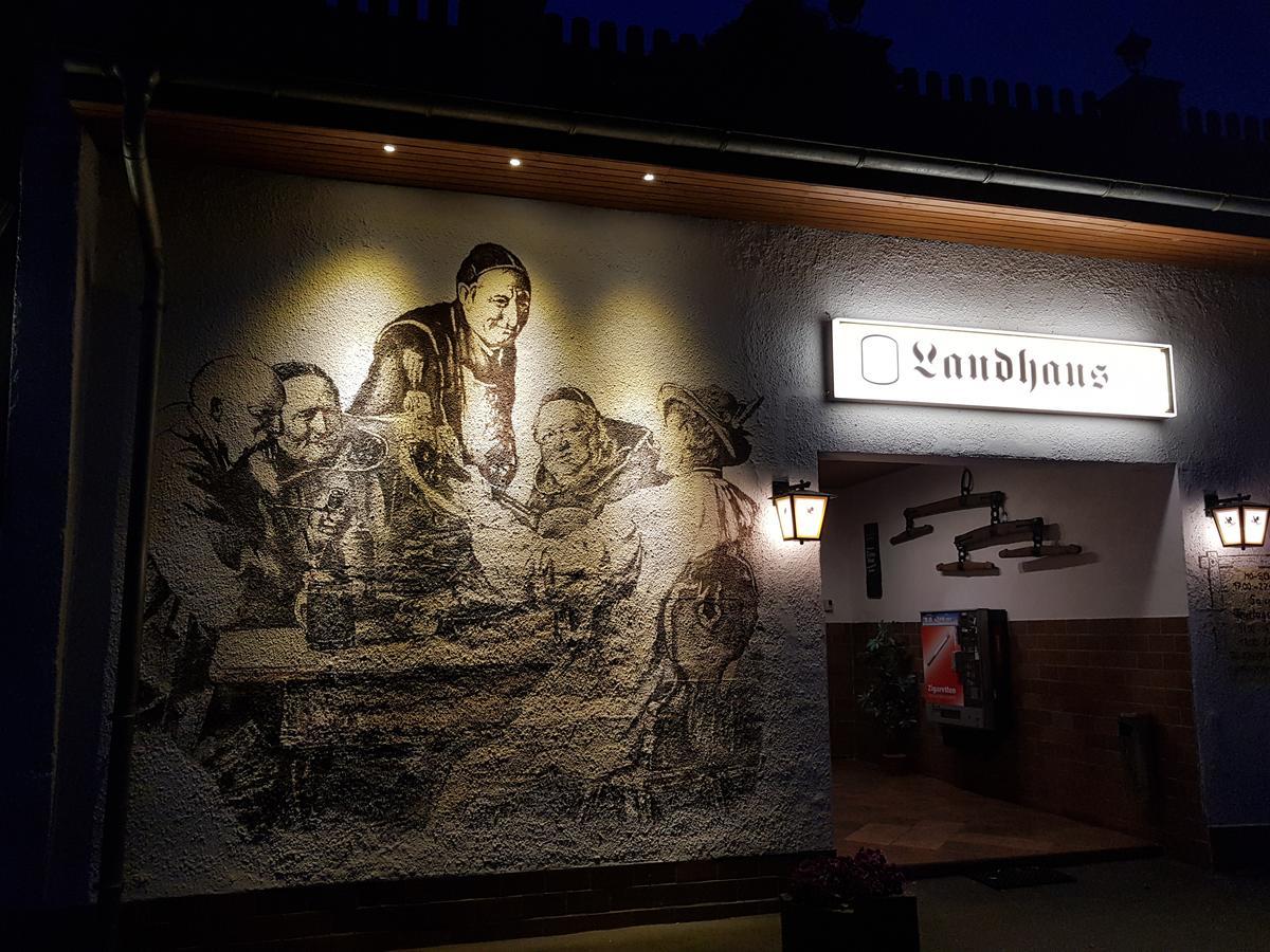 Landhaus Dargelin Hotel Behrenhoff ภายนอก รูปภาพ